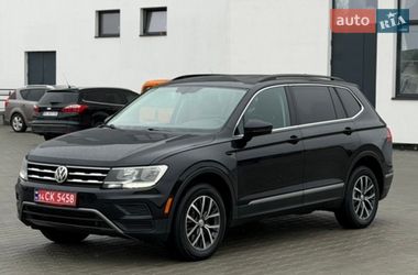 Внедорожник / Кроссовер Volkswagen Tiguan 2018 в Львове