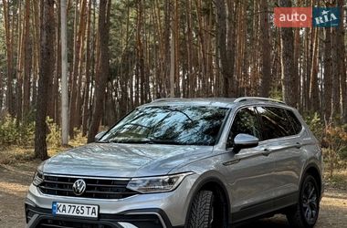 Позашляховик / Кросовер Volkswagen Tiguan 2022 в Києві