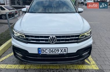 Позашляховик / Кросовер Volkswagen Tiguan 2018 в Львові