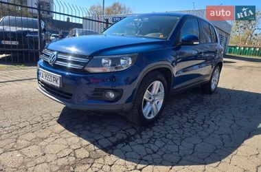 Внедорожник / Кроссовер Volkswagen Tiguan 2012 в Киеве
