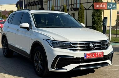 Внедорожник / Кроссовер Volkswagen Tiguan 2022 в Львове