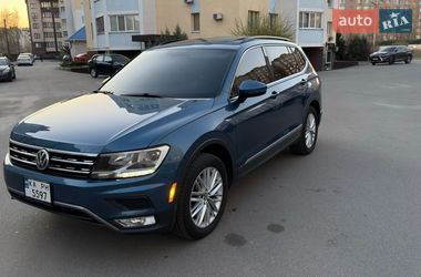 Внедорожник / Кроссовер Volkswagen Tiguan 2019 в Киеве