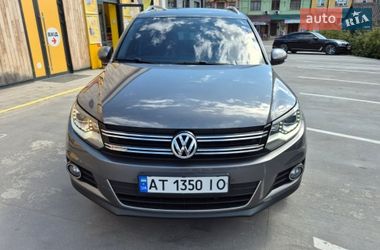 Внедорожник / Кроссовер Volkswagen Tiguan 2012 в Надворной