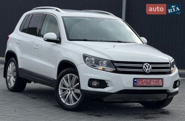 Позашляховик / Кросовер Volkswagen Tiguan 2017 в Самборі