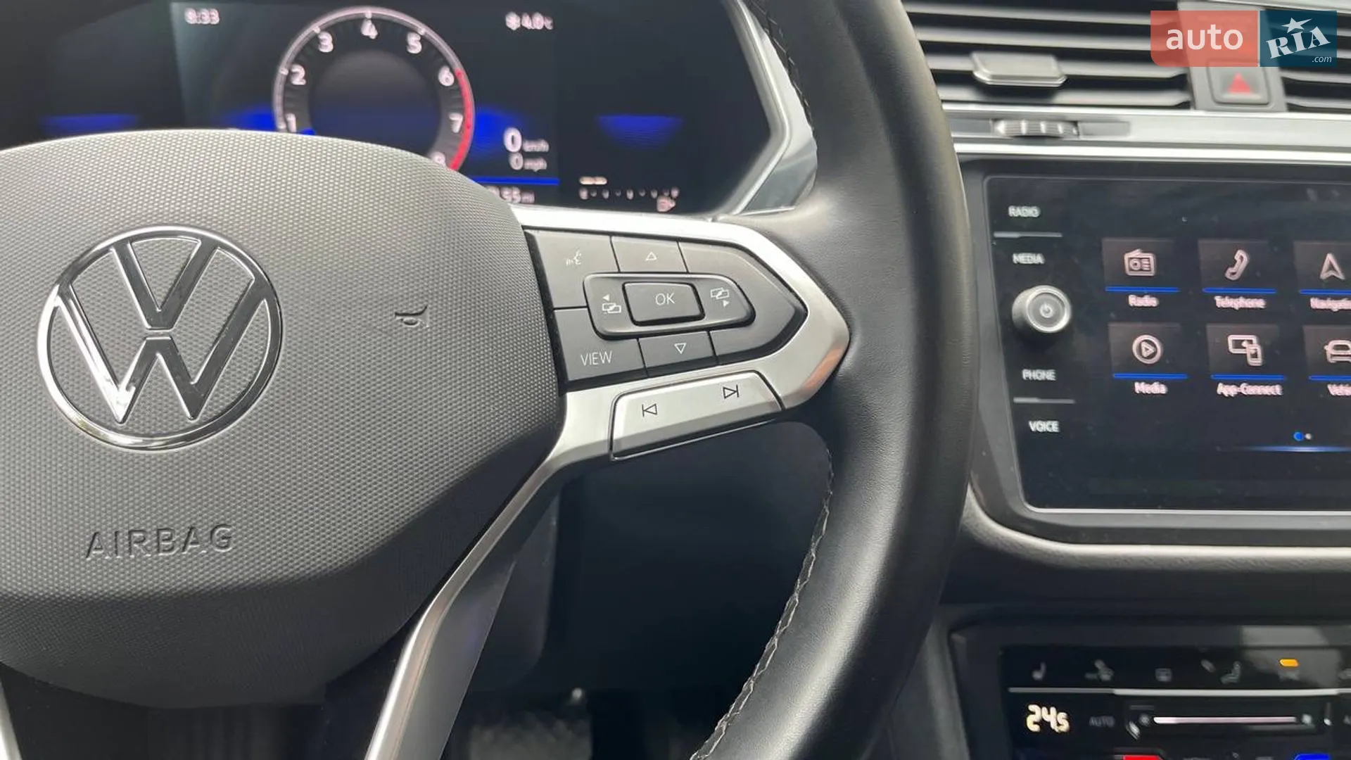 2021 Volkswagen Tiguan - мініатюра 16