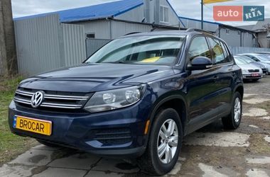 Внедорожник / Кроссовер Volkswagen Tiguan 2016 в Луцке
