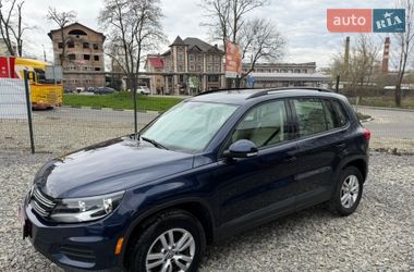 Позашляховик / Кросовер Volkswagen Tiguan 2015 в Чернівцях
