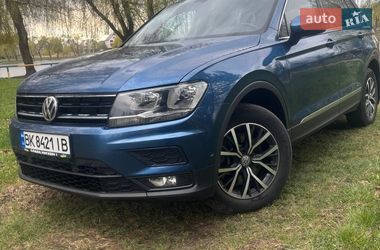 Позашляховик / Кросовер Volkswagen Tiguan 2020 в Рівному
