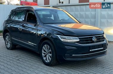 Позашляховик / Кросовер Volkswagen Tiguan 2023 в Львові