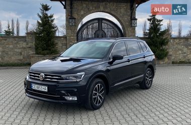 Позашляховик / Кросовер Volkswagen Tiguan 2020 в Чернівцях
