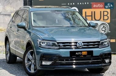 Позашляховик / Кросовер Volkswagen Tiguan 2020 в Харкові