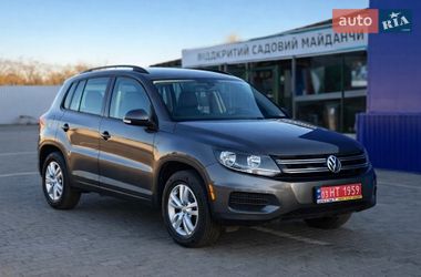 Позашляховик / Кросовер Volkswagen Tiguan 2016 в Дубні