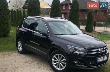 Внедорожник / Кроссовер Volkswagen Tiguan 2015 в Дрогобыче