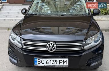 Внедорожник / Кроссовер Volkswagen Tiguan 2016 в Львове