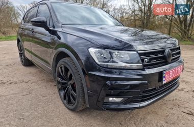 Позашляховик / Кросовер Volkswagen Tiguan 2021 в Києві