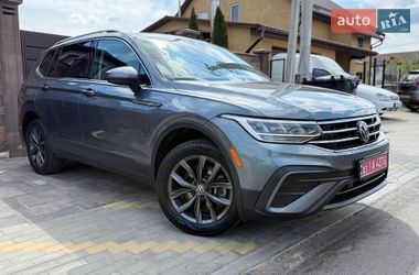Внедорожник / Кроссовер Volkswagen Tiguan 2021 в Киеве