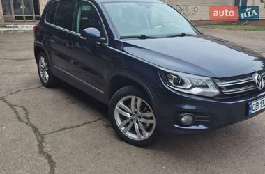 Внедорожник / Кроссовер Volkswagen Tiguan 2015 в Нежине