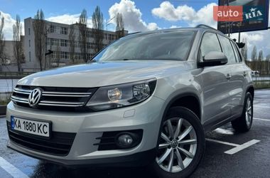 Внедорожник / Кроссовер Volkswagen Tiguan 2016 в Киеве