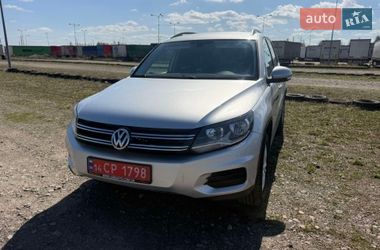 Внедорожник / Кроссовер Volkswagen Tiguan 2017 в Львове