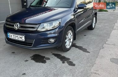 Внедорожник / Кроссовер Volkswagen Tiguan 2012 в Харькове