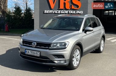 Внедорожник / Кроссовер Volkswagen Tiguan 2016 в Киеве