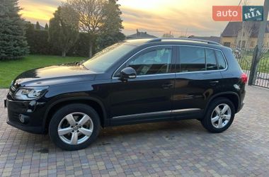 Позашляховик / Кросовер Volkswagen Tiguan 2011 в Луцьку