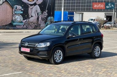 Позашляховик / Кросовер Volkswagen Tiguan 2017 в Луцьку