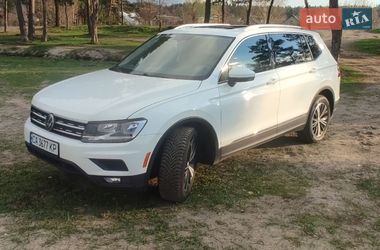 Внедорожник / Кроссовер Volkswagen Tiguan 2019 в Черкассах
