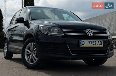 Внедорожник / Кроссовер Volkswagen Tiguan 2011 в Сумах