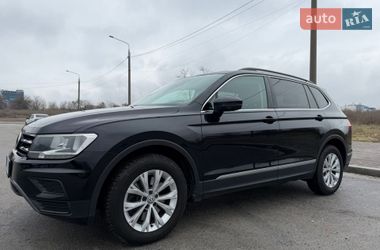 Внедорожник / Кроссовер Volkswagen Tiguan 2018 в Запорожье