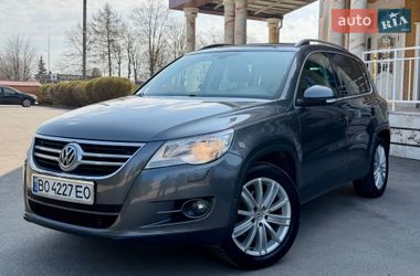 Внедорожник / Кроссовер Volkswagen Tiguan 2011 в Тернополе