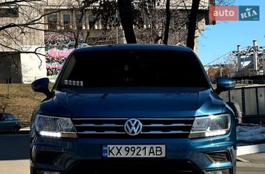Внедорожник / Кроссовер Volkswagen Tiguan 2019 в Харькове
