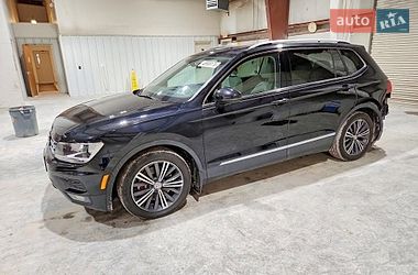 Внедорожник / Кроссовер Volkswagen Tiguan 2018 в Львове
