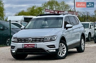 Позашляховик / Кросовер Volkswagen Tiguan 2017 в Києві