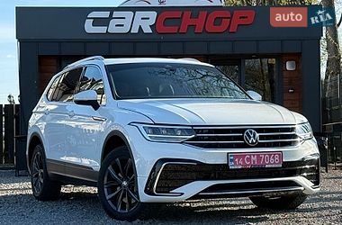 Позашляховик / Кросовер Volkswagen Tiguan 2021 в Стрию