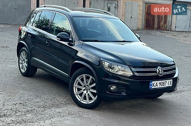 Внедорожник / Кроссовер Volkswagen Tiguan 2012 в Киеве
