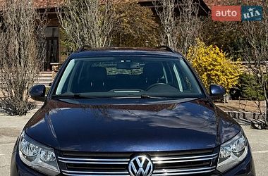 Внедорожник / Кроссовер Volkswagen Tiguan 2012 в Харькове