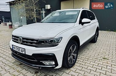 Внедорожник / Кроссовер Volkswagen Tiguan 2019 в Одессе