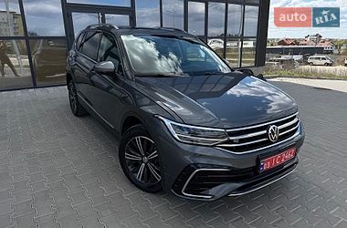 Внедорожник / Кроссовер Volkswagen Tiguan 2019 в Тернополе