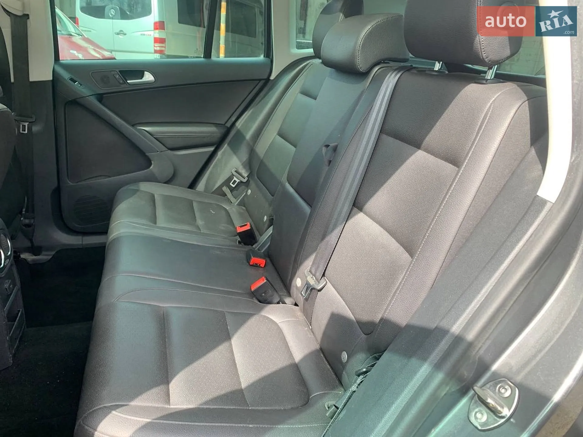 2016 Volkswagen Tiguan - мініатюра 20