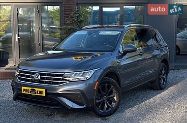 Внедорожник / Кроссовер Volkswagen Tiguan 2022 в Львове