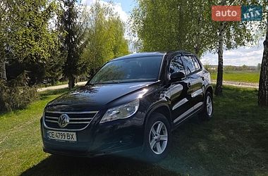 Позашляховик / Кросовер Volkswagen Tiguan 2009 в Чернівцях