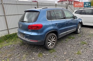 Внедорожник / Кроссовер Volkswagen Tiguan 2017 в Луцке