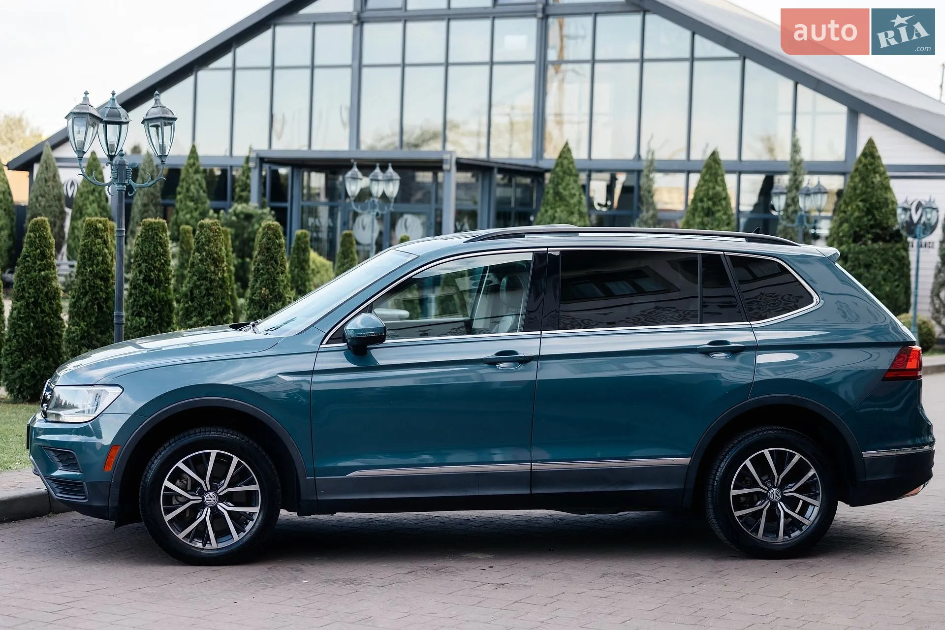 2020 Volkswagen Tiguan - мініатюра 20