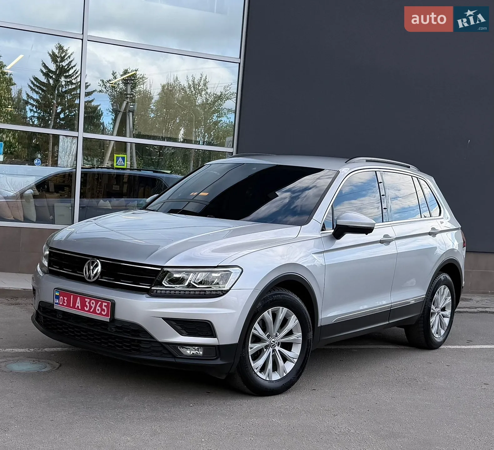 2018 Volkswagen Tiguan - мініатюра 2