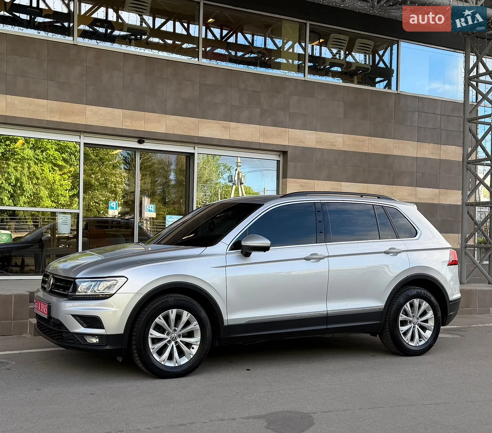 2018 Volkswagen Tiguan - мініатюра 8