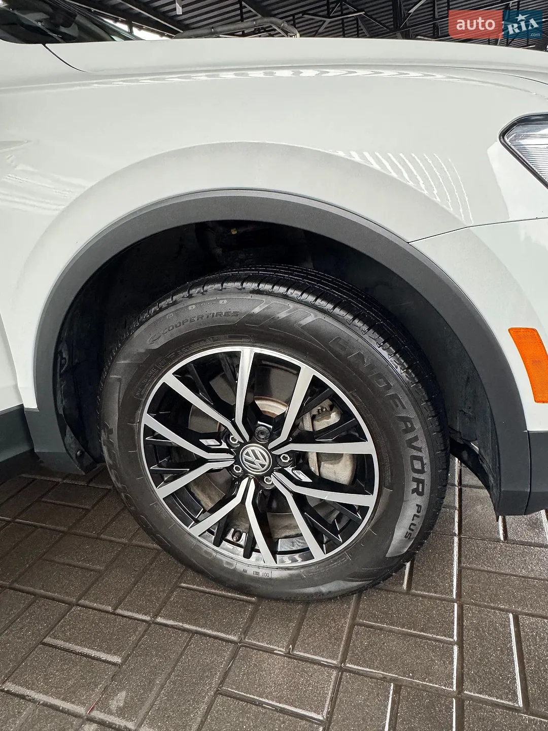 2020 Volkswagen Tiguan - мініатюра 21