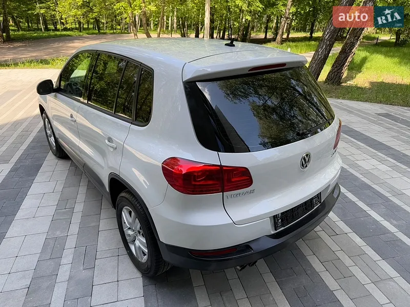Volkswagen Tiguan 2012 VIN WVGAV7AX7DW543709 фото оголошення 24 з 117