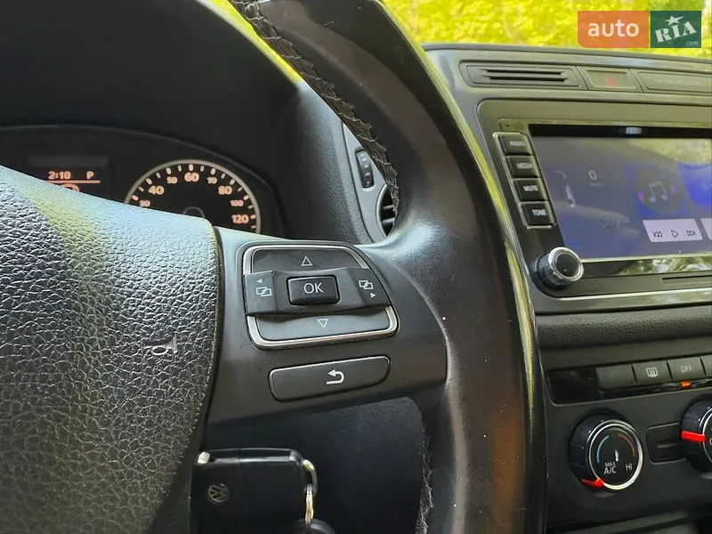 Volkswagen Tiguan 2012 VIN WVGAV7AX7DW543709 фото оголошення 35 з 117