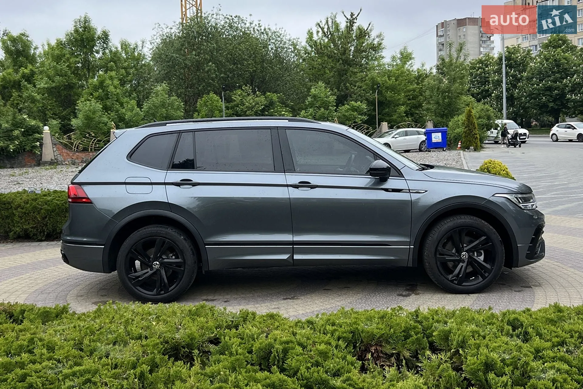 2022 Volkswagen Tiguan - мініатюра 8